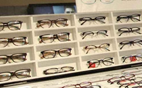 如何开设一家眼镜店（新手开眼镜店的流程和注意事项）